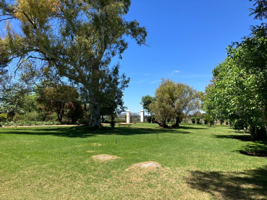 5 Bedroom Property for Sale in Kellys View Free State